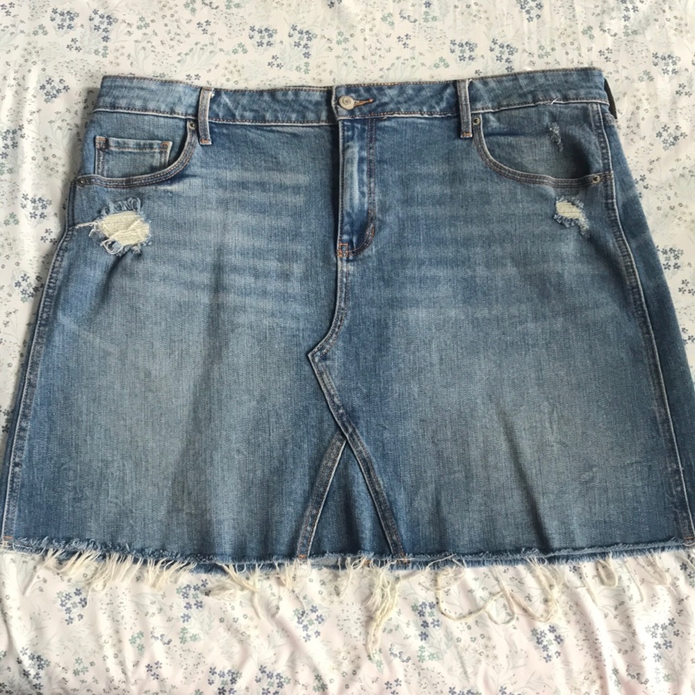 Denim raw hem skirt from Old Navy